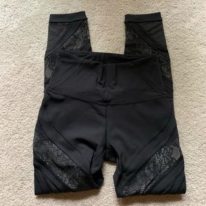 Lululemon lace legging 25”